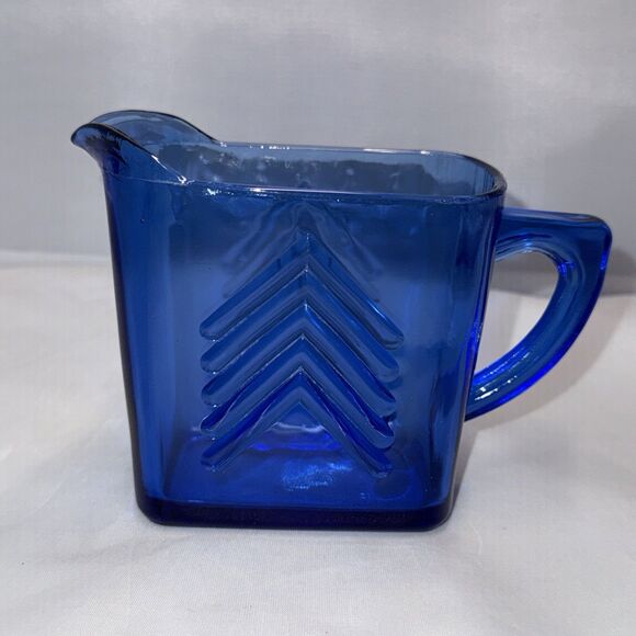 Vintage Hazel Atlas Depression Glass Cobalt Blue 12 oz. Chevron Creamer MCM 6" - Picture 1 of 10